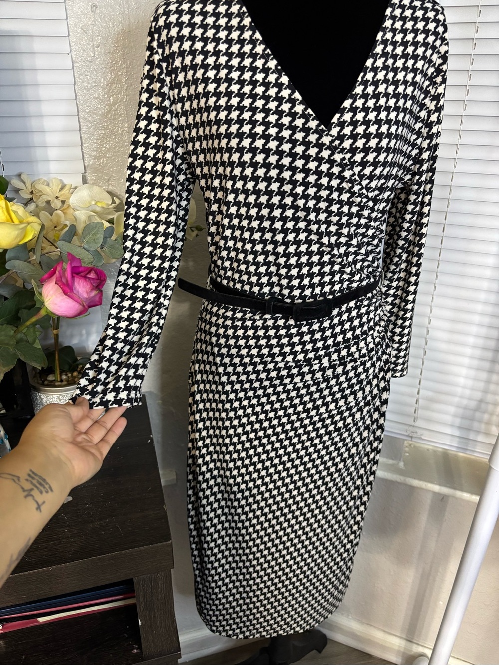 Black & White Houndstooth Wrap Dress with Belt - Picture 8 of 8